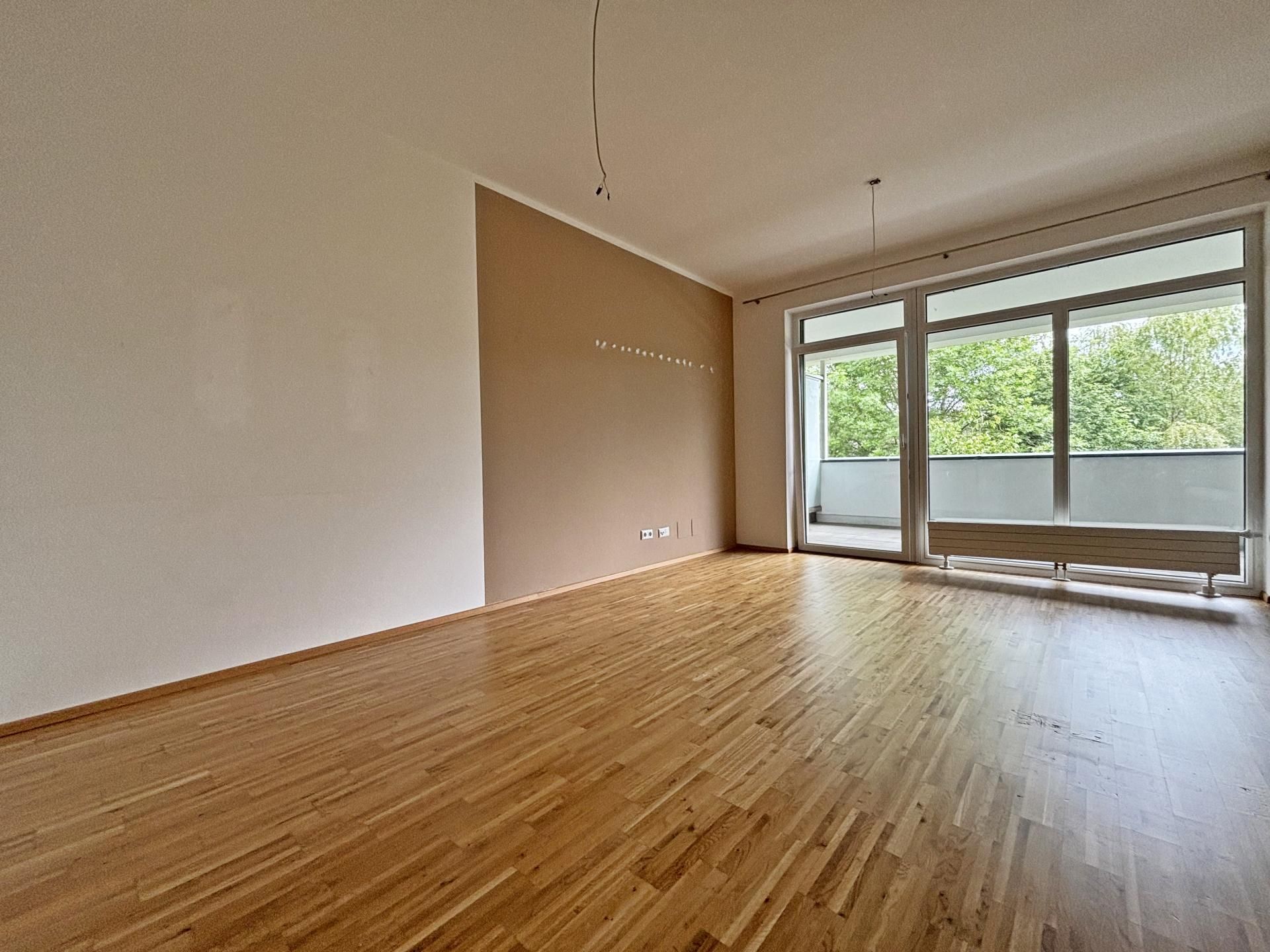 Moderne Mietwohnung mit großer Loggia