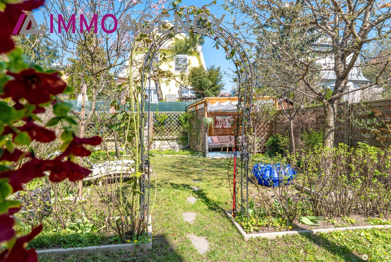 Familienfreundliche 3-Zimmer Maisonette-Wohnung auf 80m2 Gesamtfläche mit 150m2 Eigengarten in ruhiger Lage in Penzing