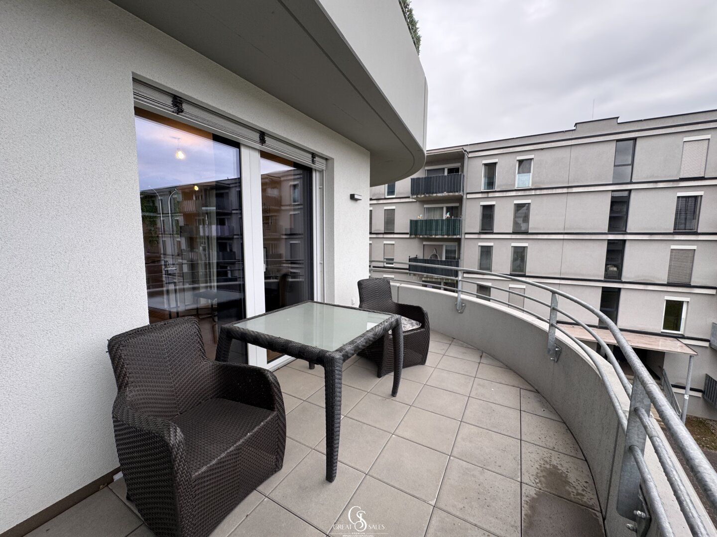 Wunderschöne Zwei-Zimmer-Wohnung mit Balkon und Fernblick