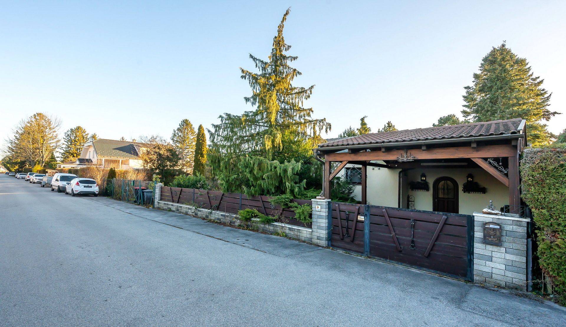 Nah am Wasser gebaut - Ferienhaus am Neufelder See - Pachtgrund!