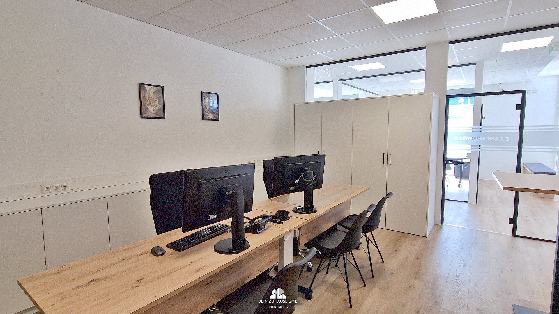 DEIN ZUHAUSE präsentiert: Modernes Büro in bester Lage in Vöcklabruck zu kaufen - Ansicht 2