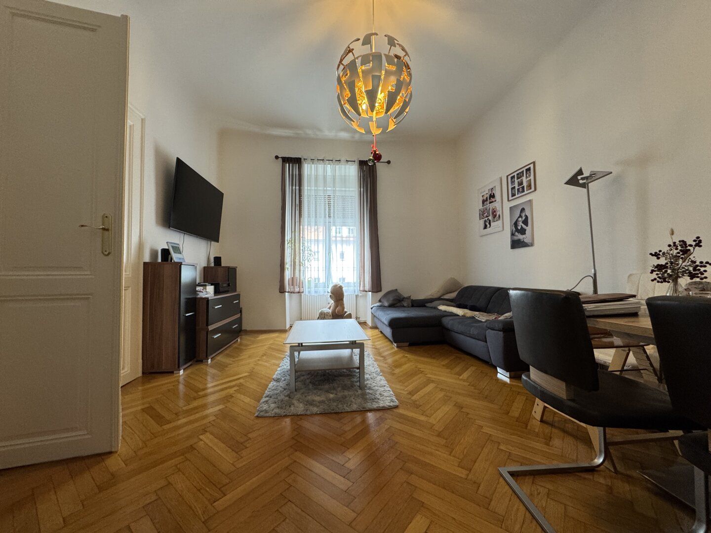 Charmante, top sanierte Altbauwohnung in zentraler Lage - Elisabethinergasse, Graz