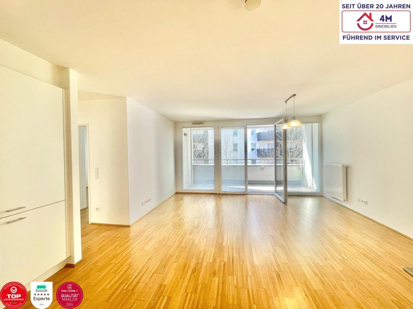 Verstecktes Juwel im Herzen der Stadt - mit Loggia & privater Garage