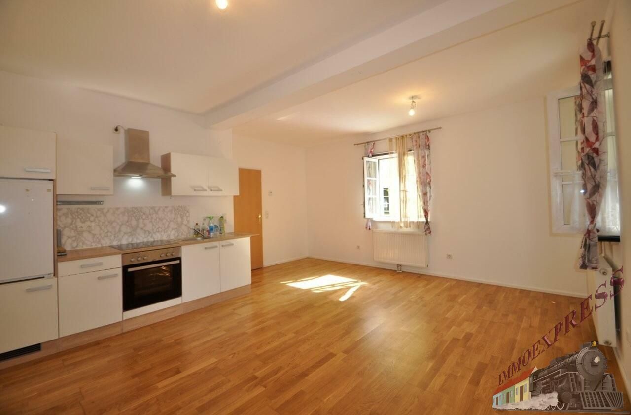 Sehr schöne Single-Wohnung in Pressbaum/Pfalzau mit Pergola