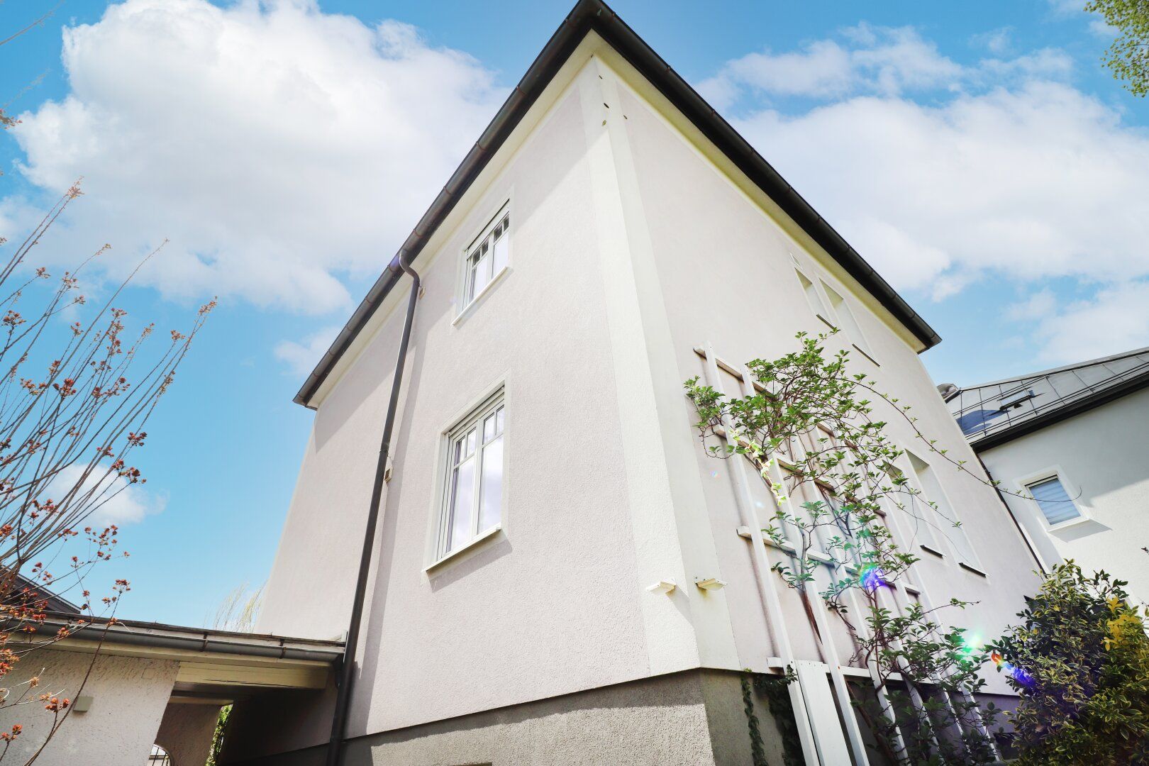 Repräsentatives Stadthaus mit Gestaltungsspielraum in ruhiger Lage - vielseitige Nutzungsmöglichkeiten mit Nähe zur Salzburger Altstadt