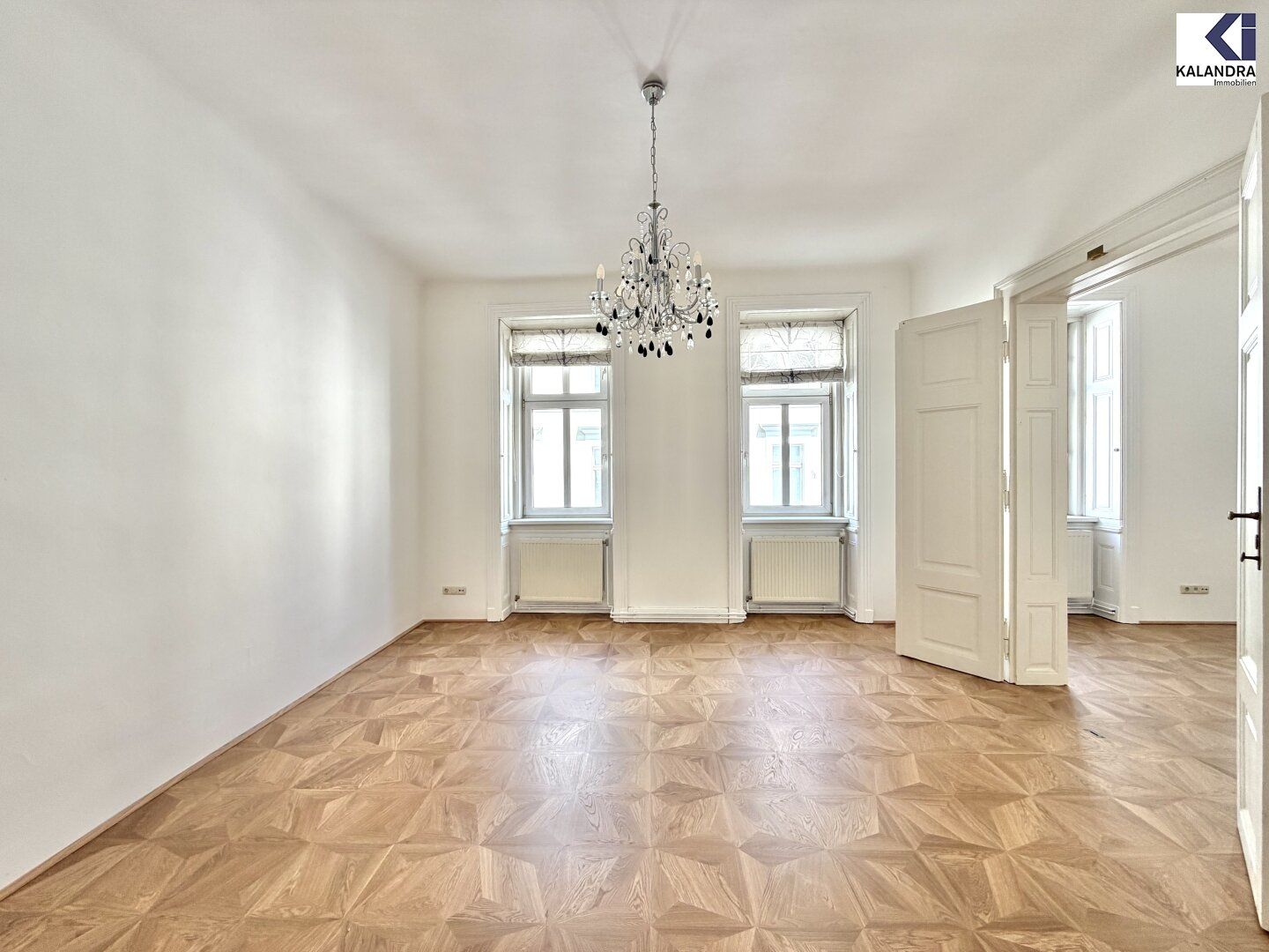 360 TOUR // GENERALSANIERTE ALTBAUETAGE - Ansicht 4