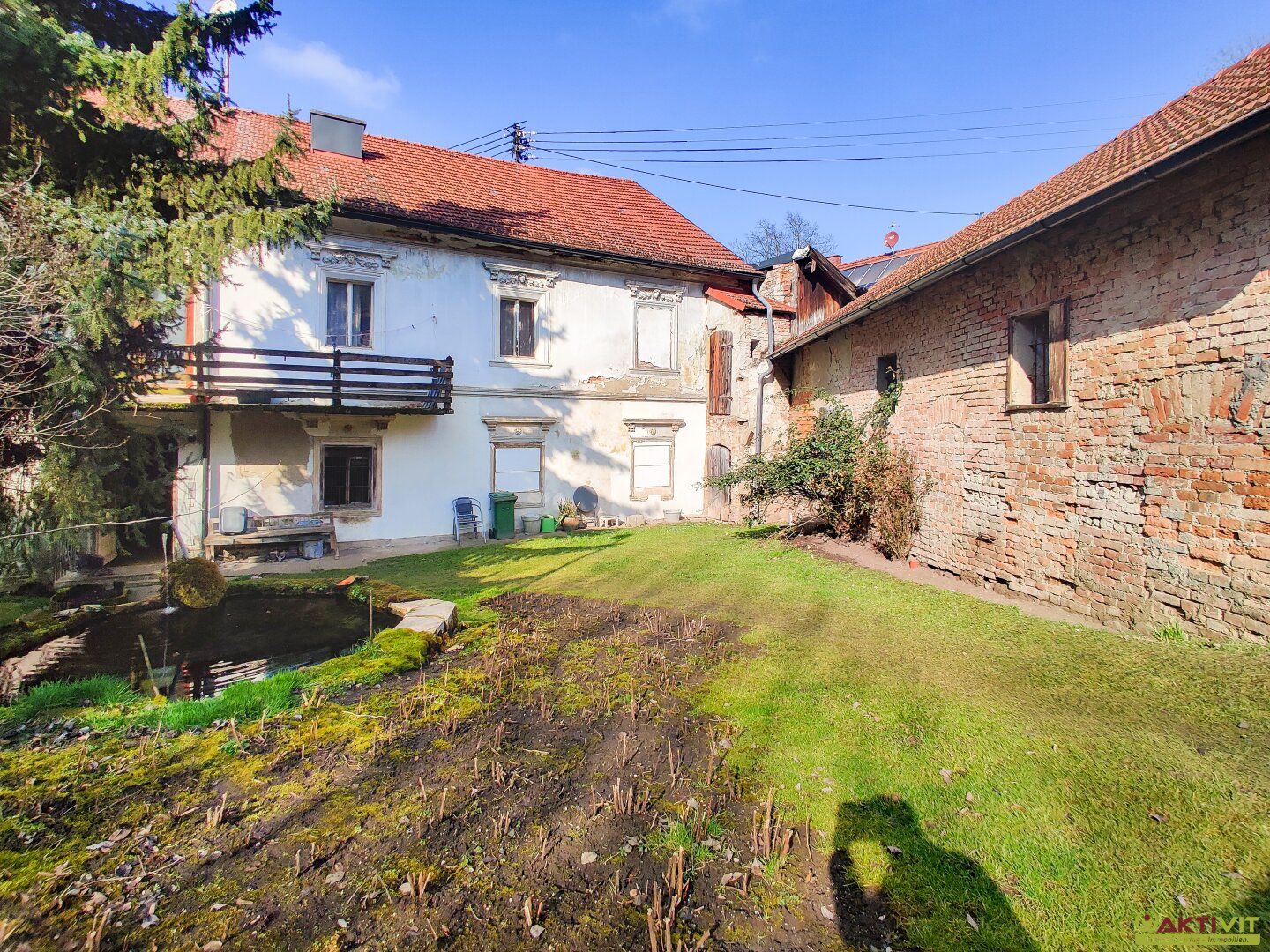 Wohnhaus mit Stallungen im Zentrum von Lambach. - Sanierungspotential mit Widmung 