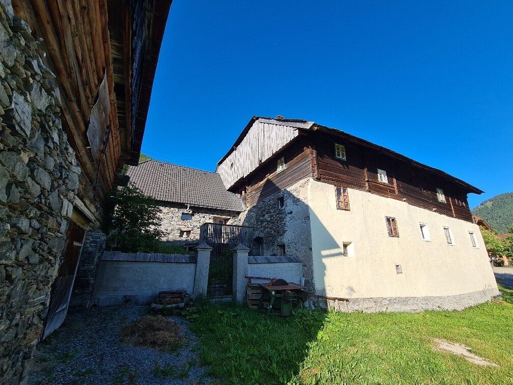 Großes, historisches Bauernhaus 