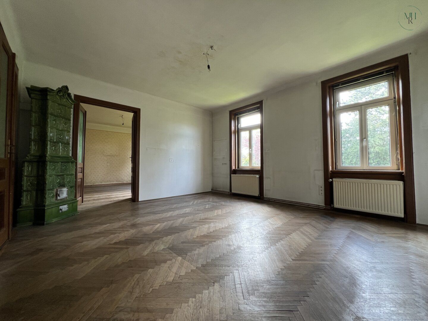 Repräsentative Altbauvilla mit enormem Potential in Gießhübl