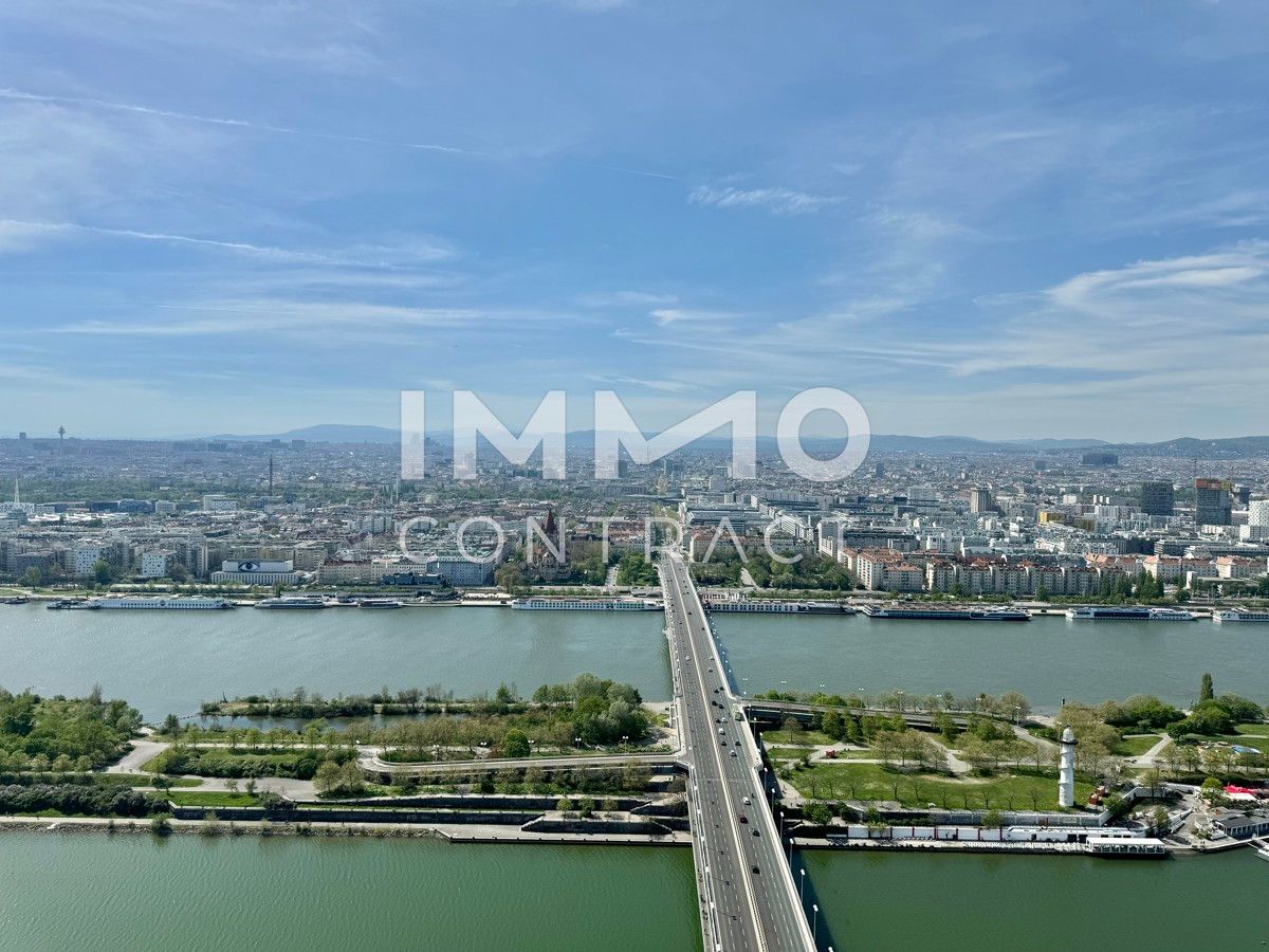 ERSTBEZUG: Doorman, exklusiver Members Club (Gym, Sauna, Pool, Bar), Lounge - Top Ausblick