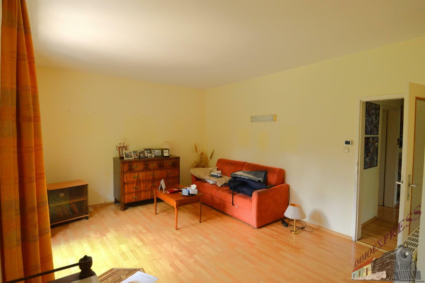 900 m² Bauland in Bad Fischau mit Altbestand - 2 Wohneinheiten möglich - Mehr