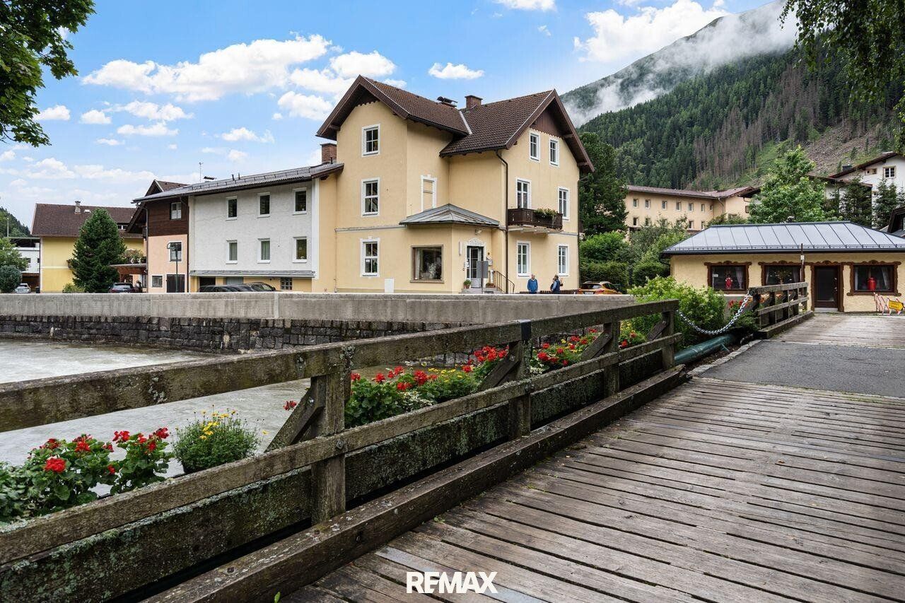 Charmantes Appartementhaus mit 4 Ferienappartements und Privatwohnung - Ansicht 3