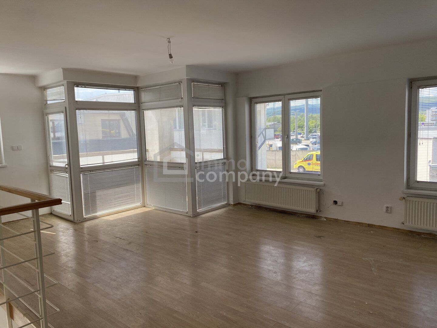 Attraktives Betriebsobjekt in unmittelbarer Nähe von Bratislava - komplett renoviert, hell und vielseitig nutzbar - Mehr