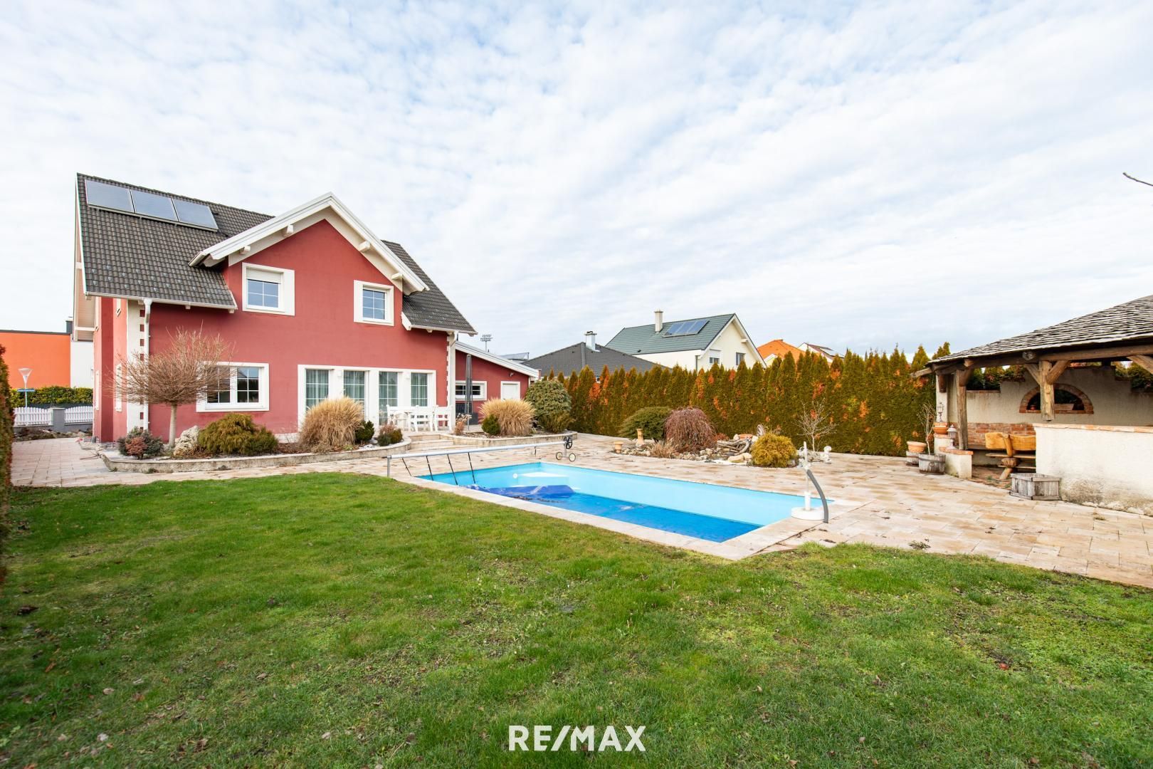 Einfamilienhaus mit Pool in Parndorf