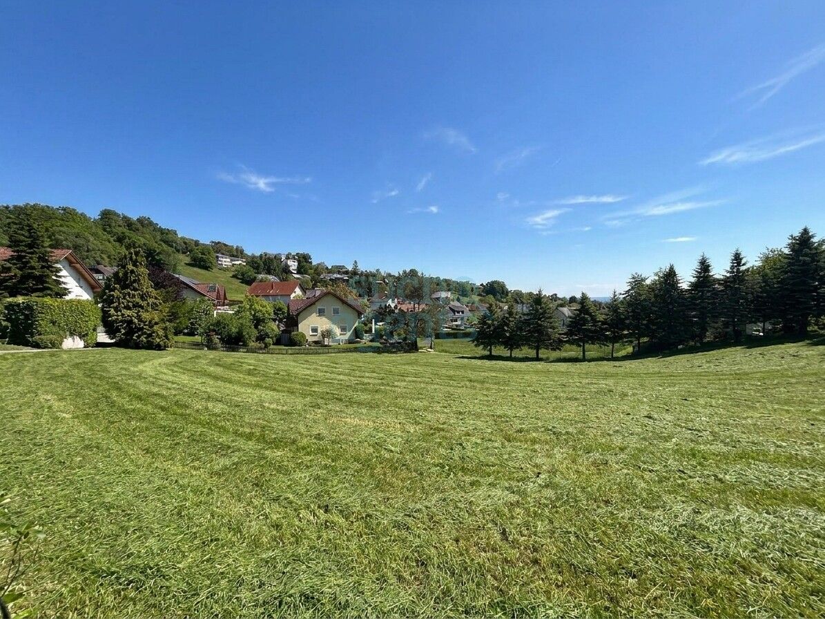 Großzügiges Baugrundstück in begehrter Lage am Gedersberg - Ansicht 2