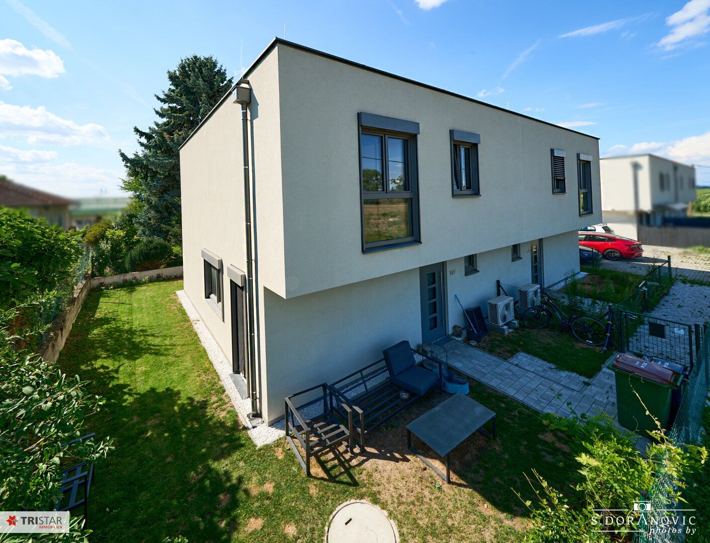 NEU! ++ FAMILIEN • EIGENNUTZER • ANLEGER ++ ERSTBEZUG IN RUHIGER GRÜNLAGE ++ FAMILIENFREUNDLICHES HAUS MIT STELLPLATZ & EINBAUKÜCHE ++ 1220 WIEN ++