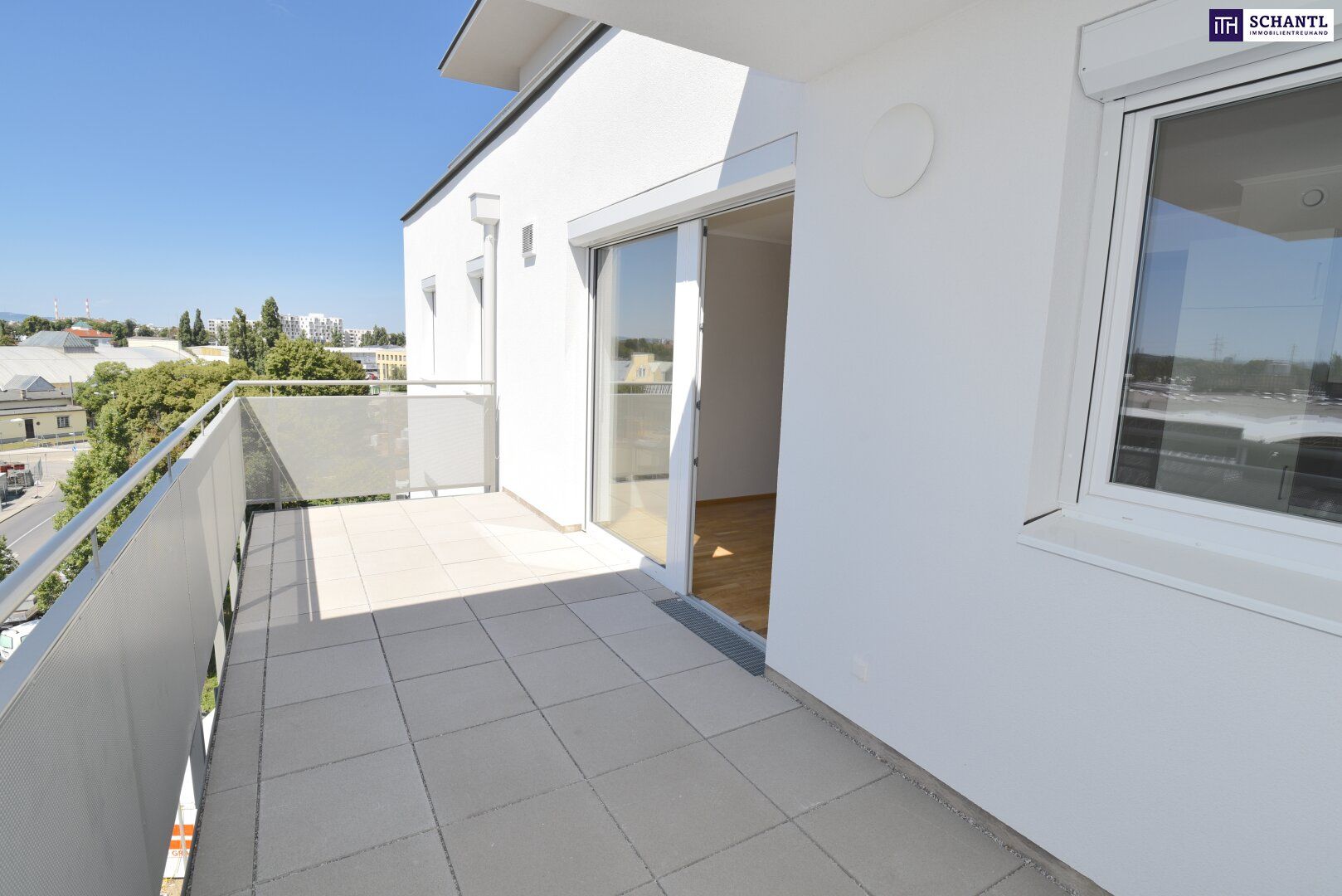 Vom Feinsten! 3 Zimmer + Dachterrasse on Top + Großer Balkon. Was wollen Sie mehr?