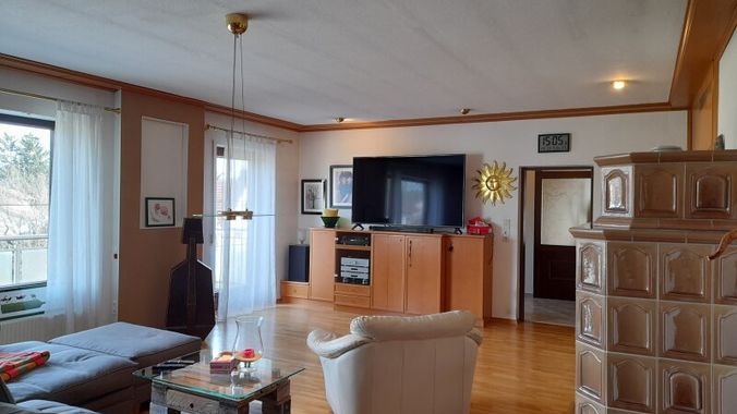 OG Wohnzimmer mit Zugang Balkon