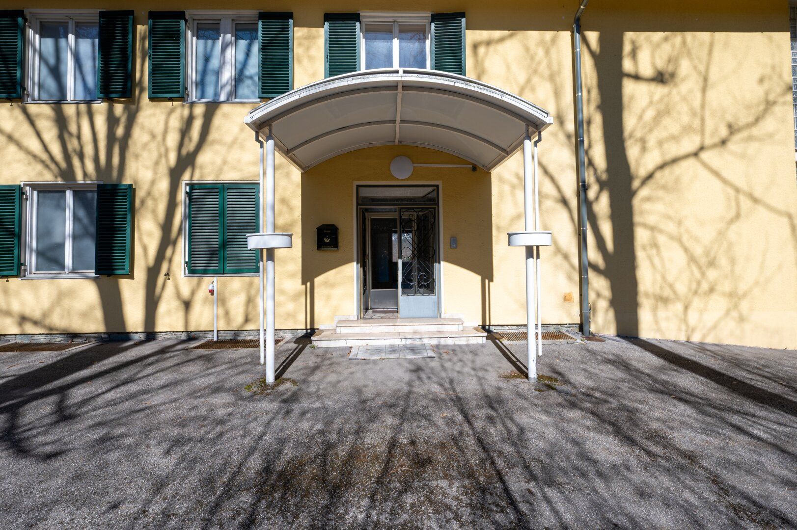 APARTHOTEL, BÜROHAUS | Ehem. Gästehaus oder Firmensitz zur Miete in Velden am Wörthersee - Ansicht 2