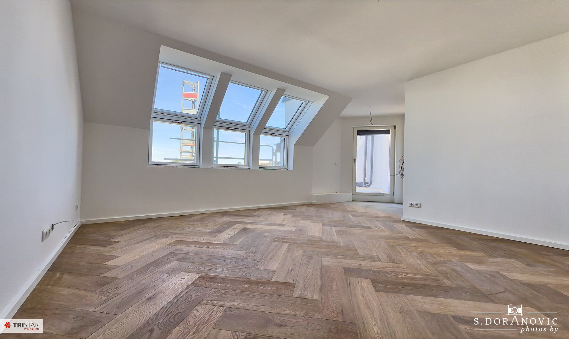 NEU! ++ ERSTBEZUG ++ SCHLÜSSELFERTIG ++ 4 EXKLUSIVE DACHGESCHOSSWOHNUNGEN ++ 1180 WIEN ++