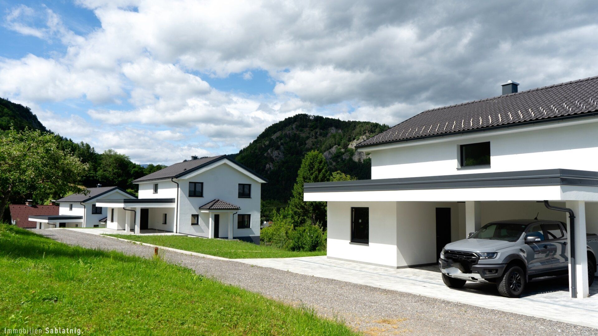 RAUM FÜR FAMILIE! Ankommen_wohlfühlen_bleiben_Einfamilienhaus mit Gartenidylle!