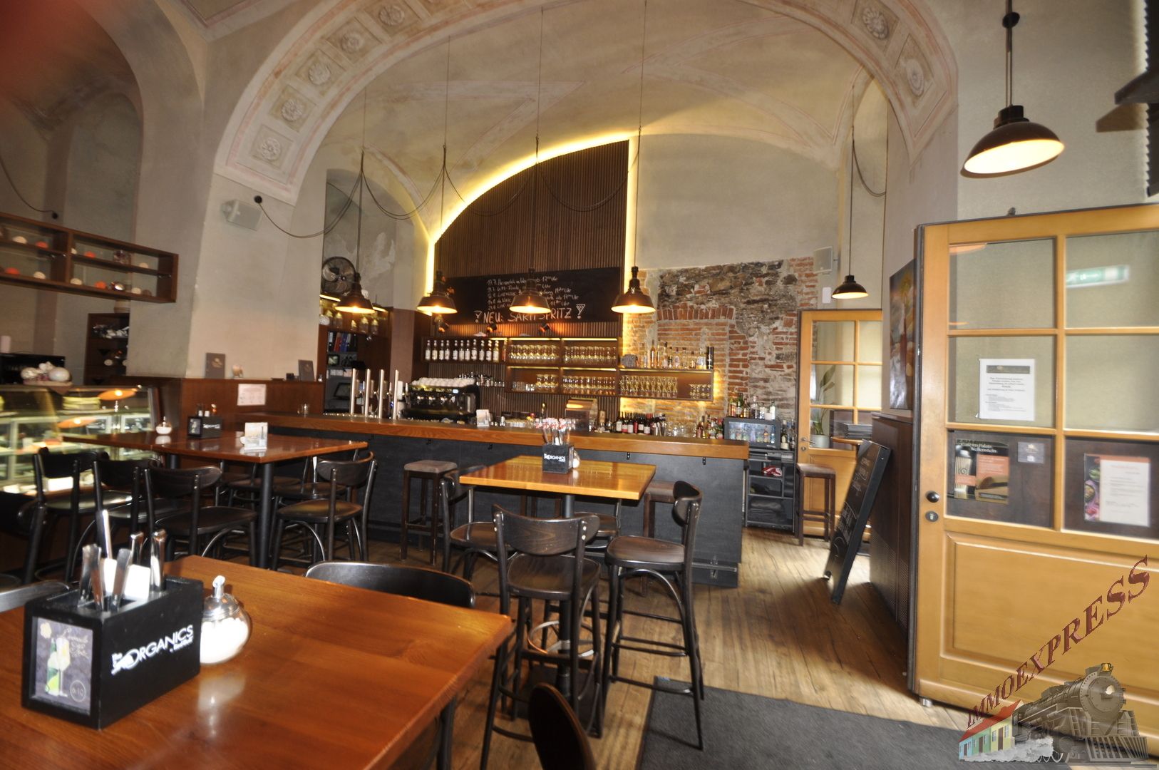Café im Palais Wellenstein Ein Gastronomiebetrieb mit Geschichte. Ein Standort mit Zukunft. - Ansicht 2