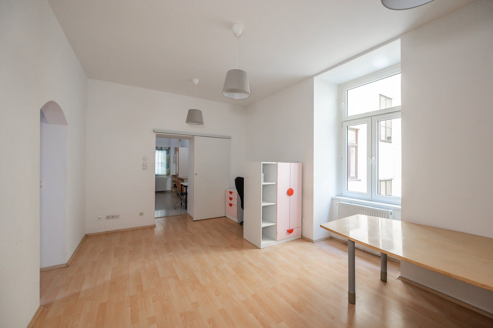 ++NEU++ Charmante 4-Zimmer ALTBAU-Wohnung in aufstrebender Lage!