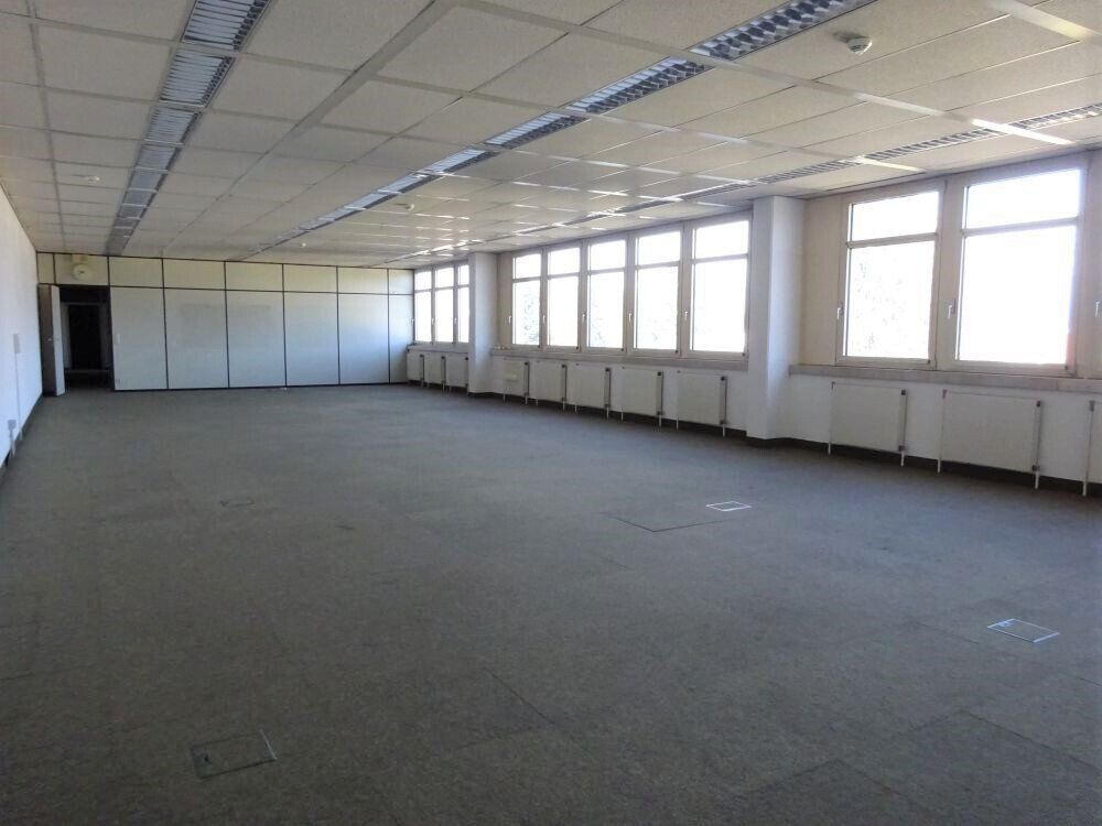 Provisionsfreie und lichtdurchflutete Bürofläche in zentraler und frequentierter Lage im Grazer Bezirk Puntigam - Provisionsfrei ! - Ansicht 2