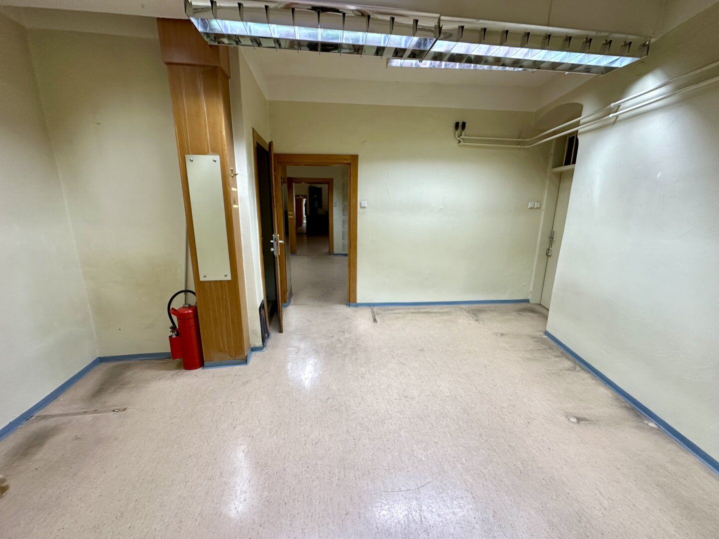 Repräsentative Gewerbefläche in hochfrequentierter Innenstadtlage am Südtiroler Platz - Ansicht 4