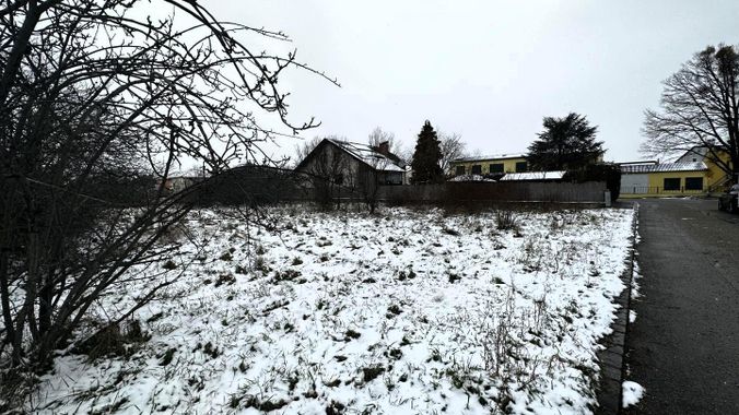 Grundstück für ein Eigenheim / Straßenansicht