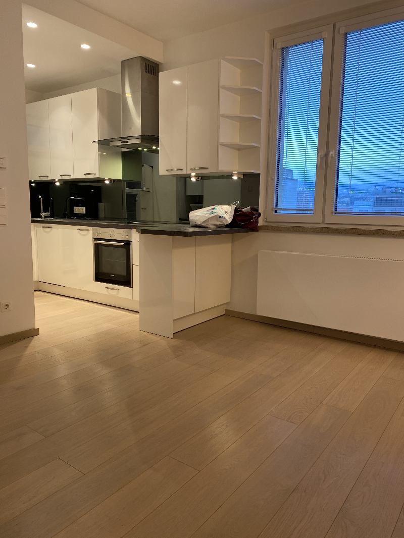 2 Zimmer Balkonwohnung in der Chimanistraße Nähe S-Bahnlinie S45
