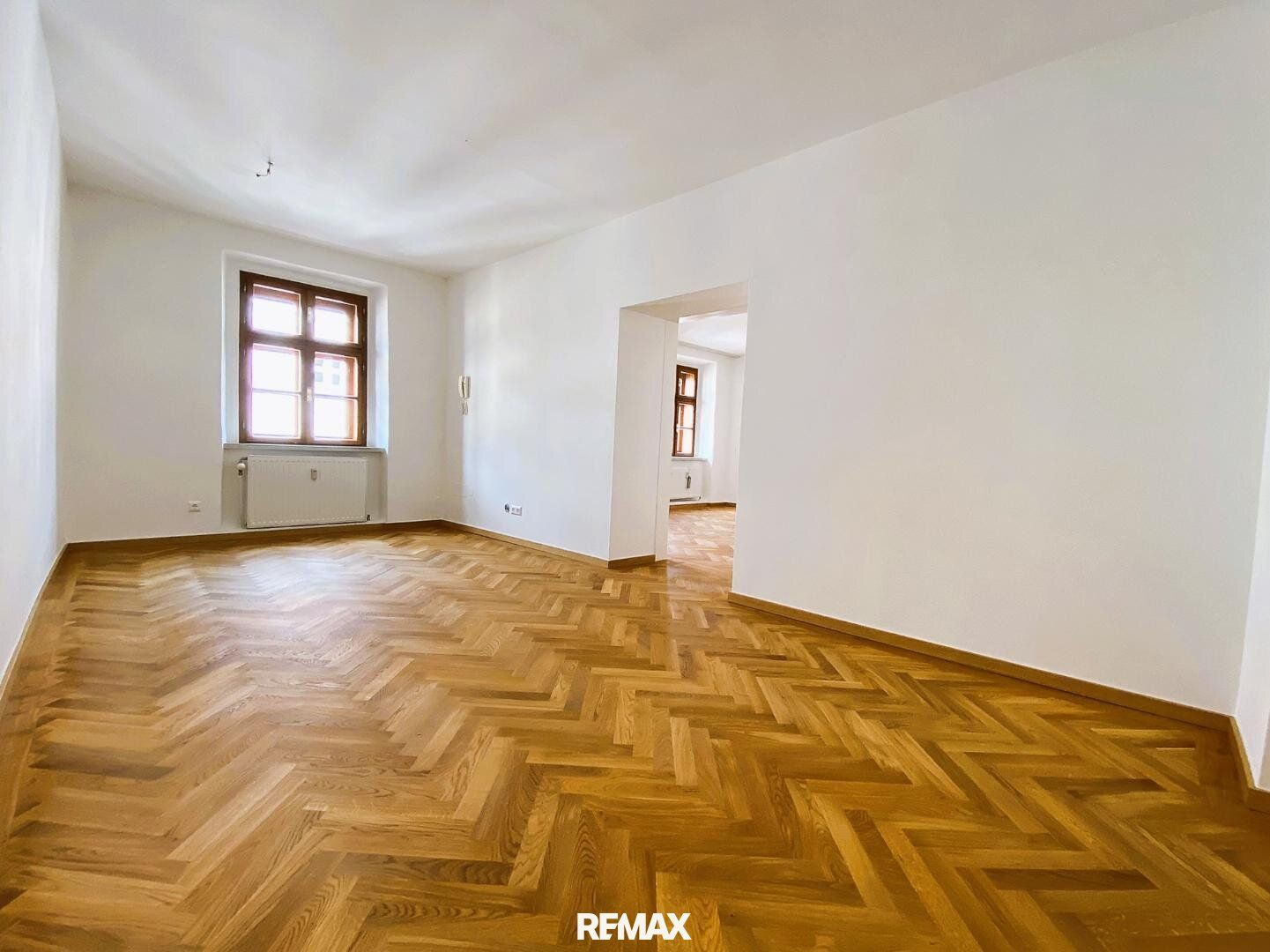 Großzügige Bürofläche im Altbau in der Fußgängerzone! - Ansicht 4