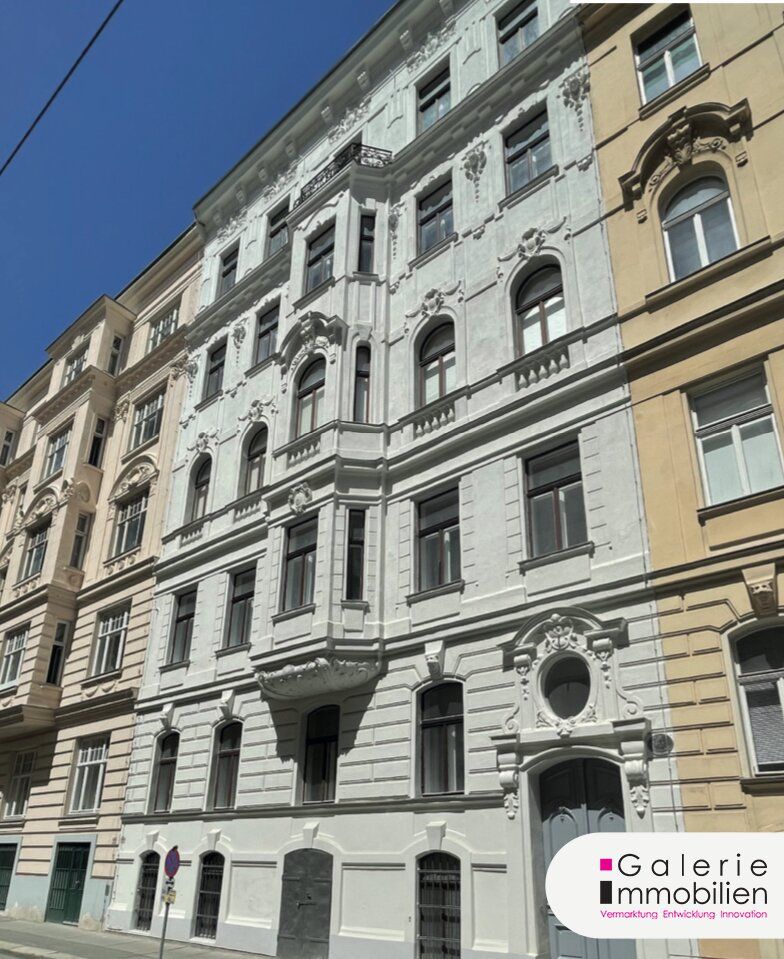 Stilaltbau - Etagenwohnung mit Erker und Loggia