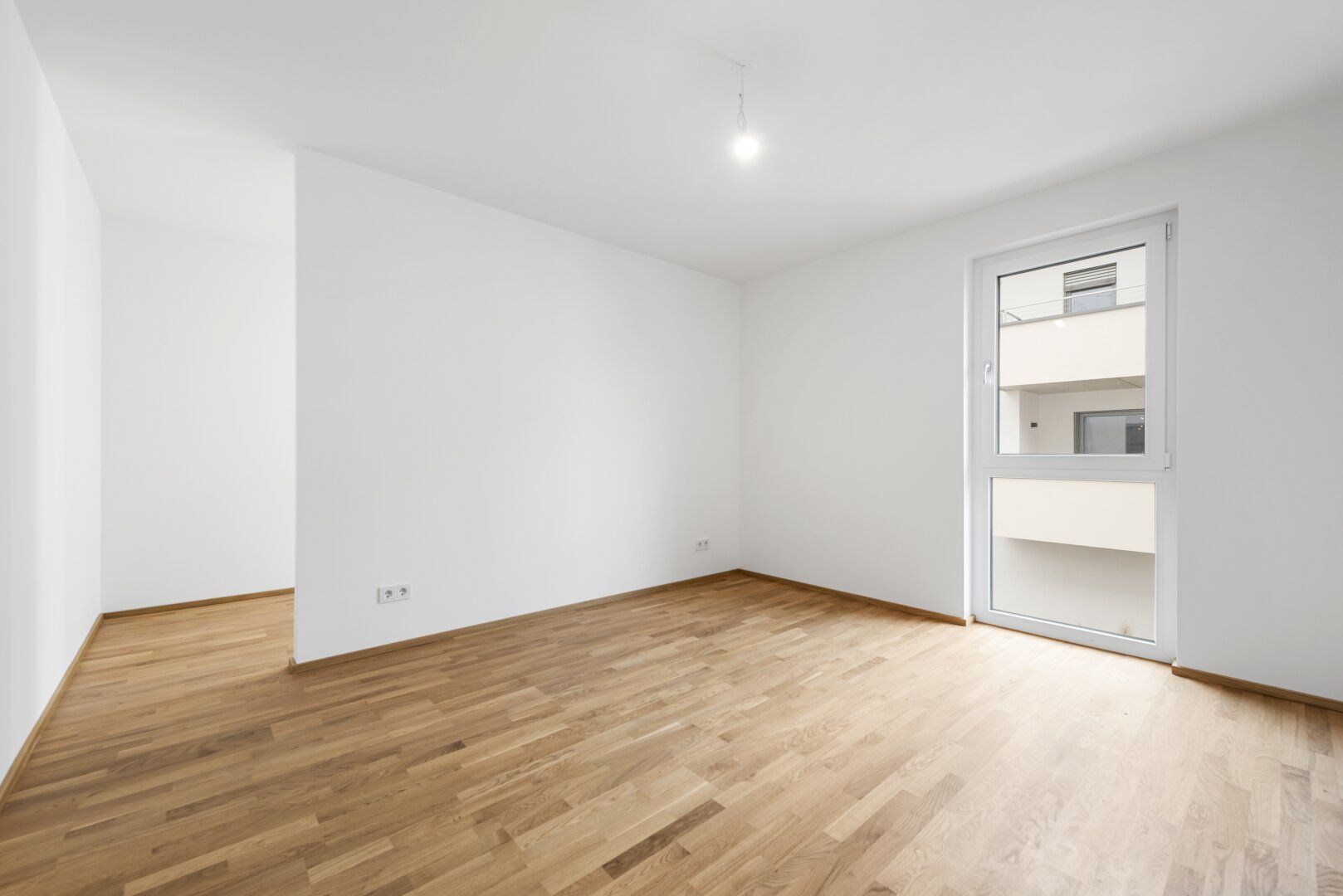PROVISIONSFREI! Sofort vermietbare 3 Zimmer-Wohnung mit Sonnenbalkon und Schrankraum - Ansicht 2