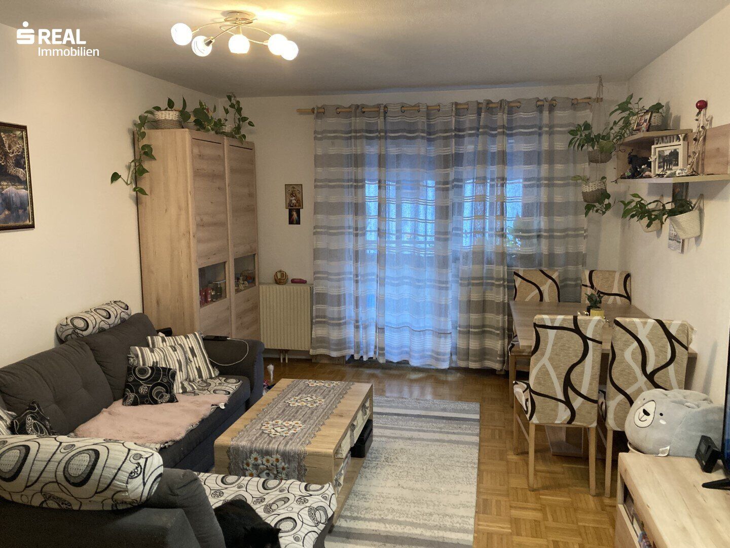 2-Zimmer-Wohnung: verkehrsberuhigte Lage, Südbalkon, Tiefgaragenstellplatz