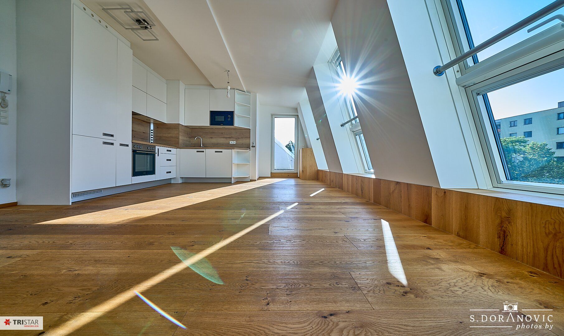 NEU! ++ PKW-GARAGENPLATZ ++ KÜCHE + KLIMAANLAGE ++ 3-ZIMMER-DACHGESCHOSSWOHNUNG MIT 2 TERRASSEN ++ EIGENTUM ++ 1210 WIEN ++