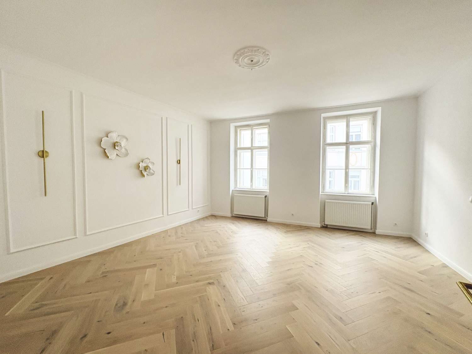 Teilsanierte 3 Zimmer Wohnung in Top Lage -  Nahe altes AKH und Rathaus