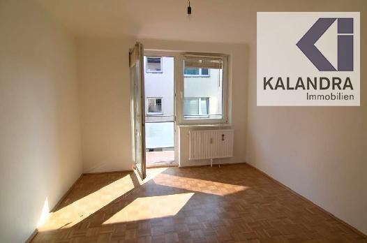 Schlafzimmer mit Balkon