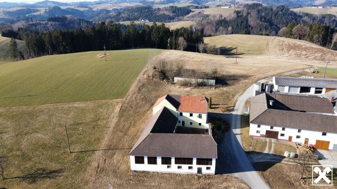 Ansicht Wirtschaftsgebäude und Grund