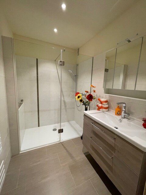 charmante 2 Zimmer Wohnung mit Loggia *zentrale Lage*