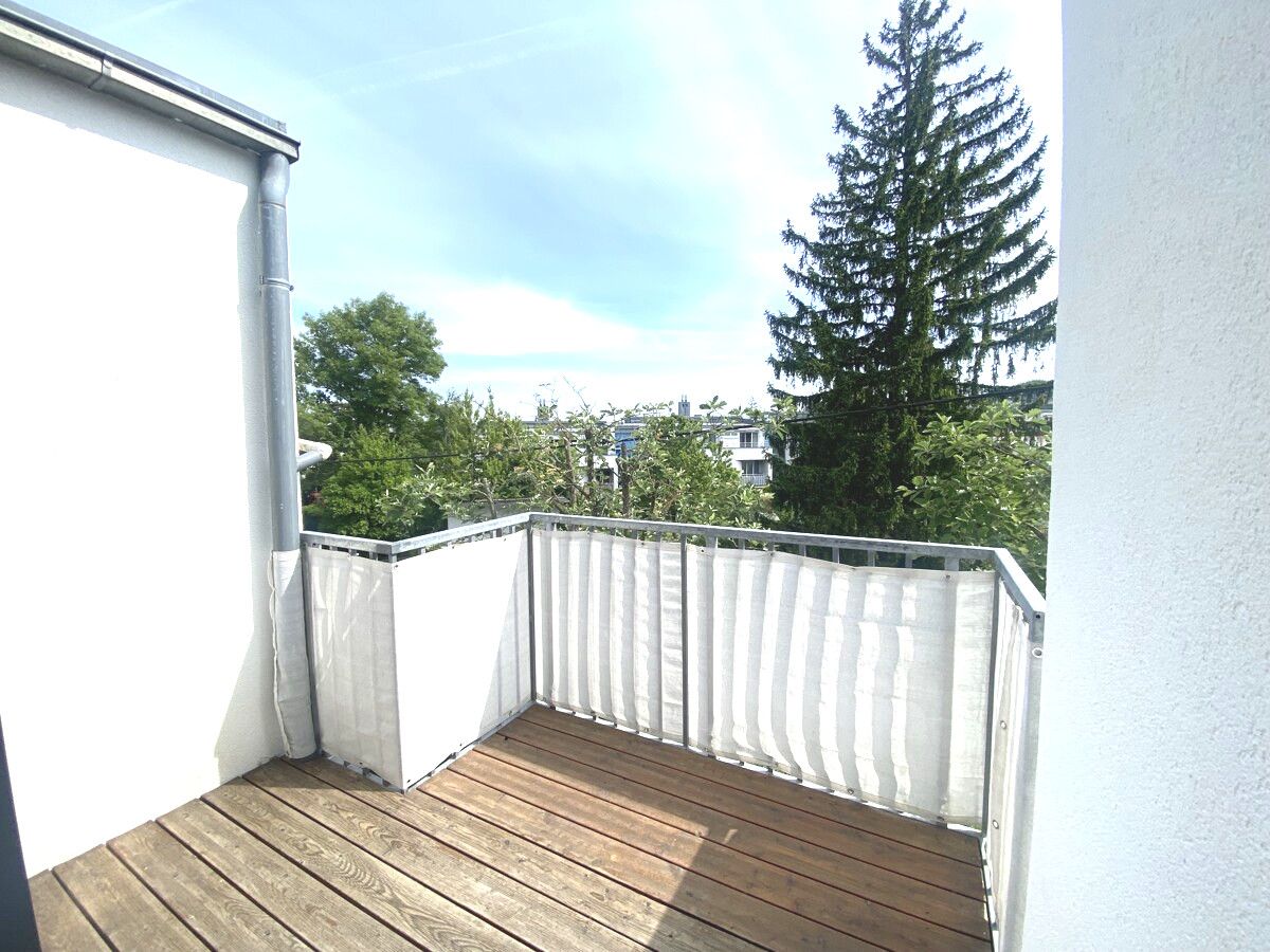 ROSENHÜGEL - 2 Zimmer + BALKON in Ruhelage I 1 Bedroom Apartment + Balcony NEUER PREIS