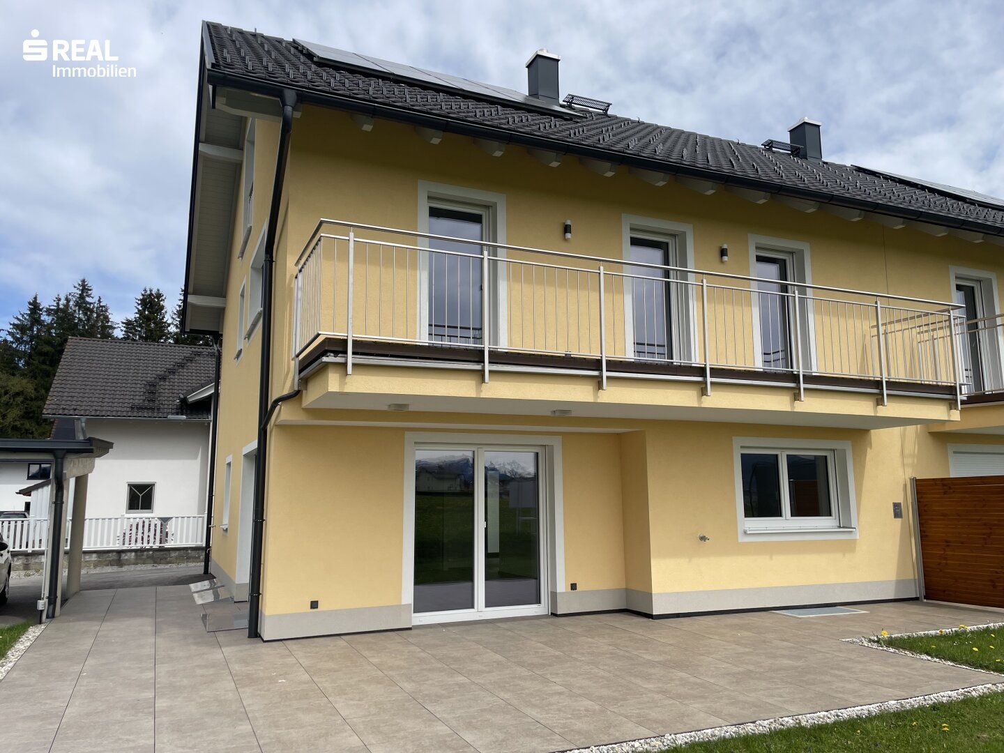 Erstbezug in Seekirchen - stilvolle Neubau-Doppelhaushälfte mit durchdachtem Wohnkonzept!