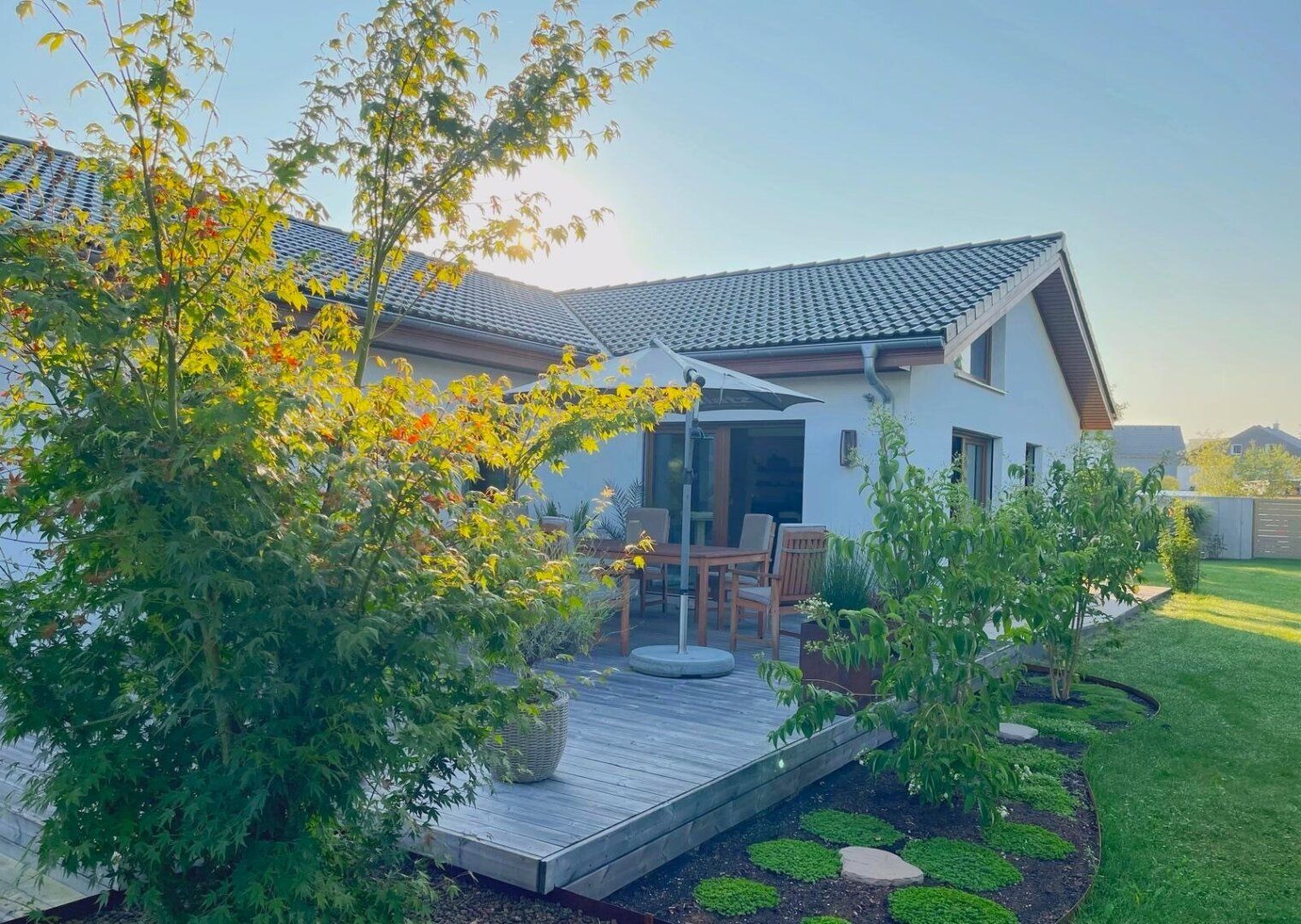 Wohnträume werden wahr: 5 Zimmer, Garten, Terrasse und voll möbliert - Ihr Traumhaus wartet!