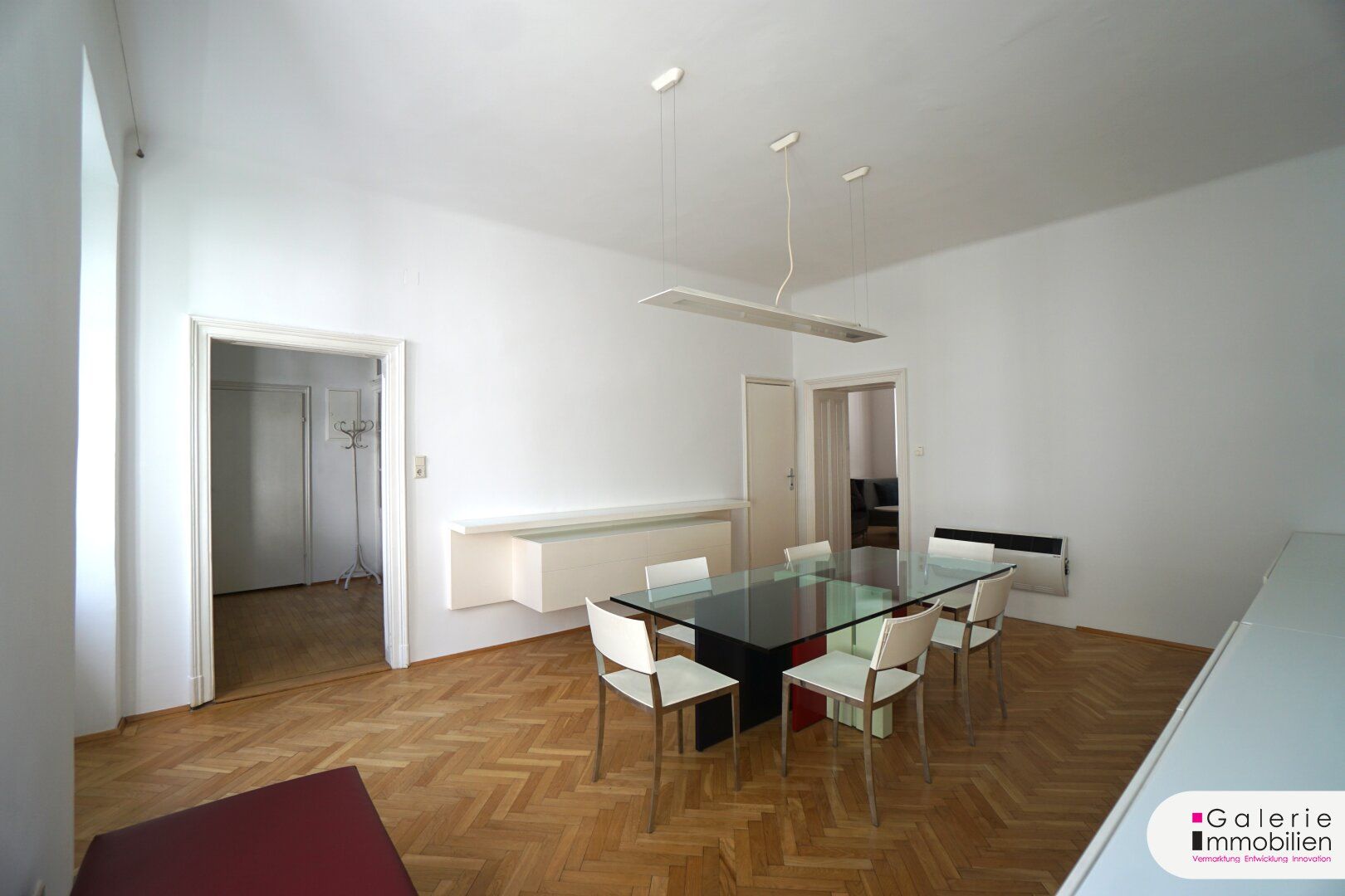 Naschmarkt - wunderschöner Altbau - chic eingerichtet