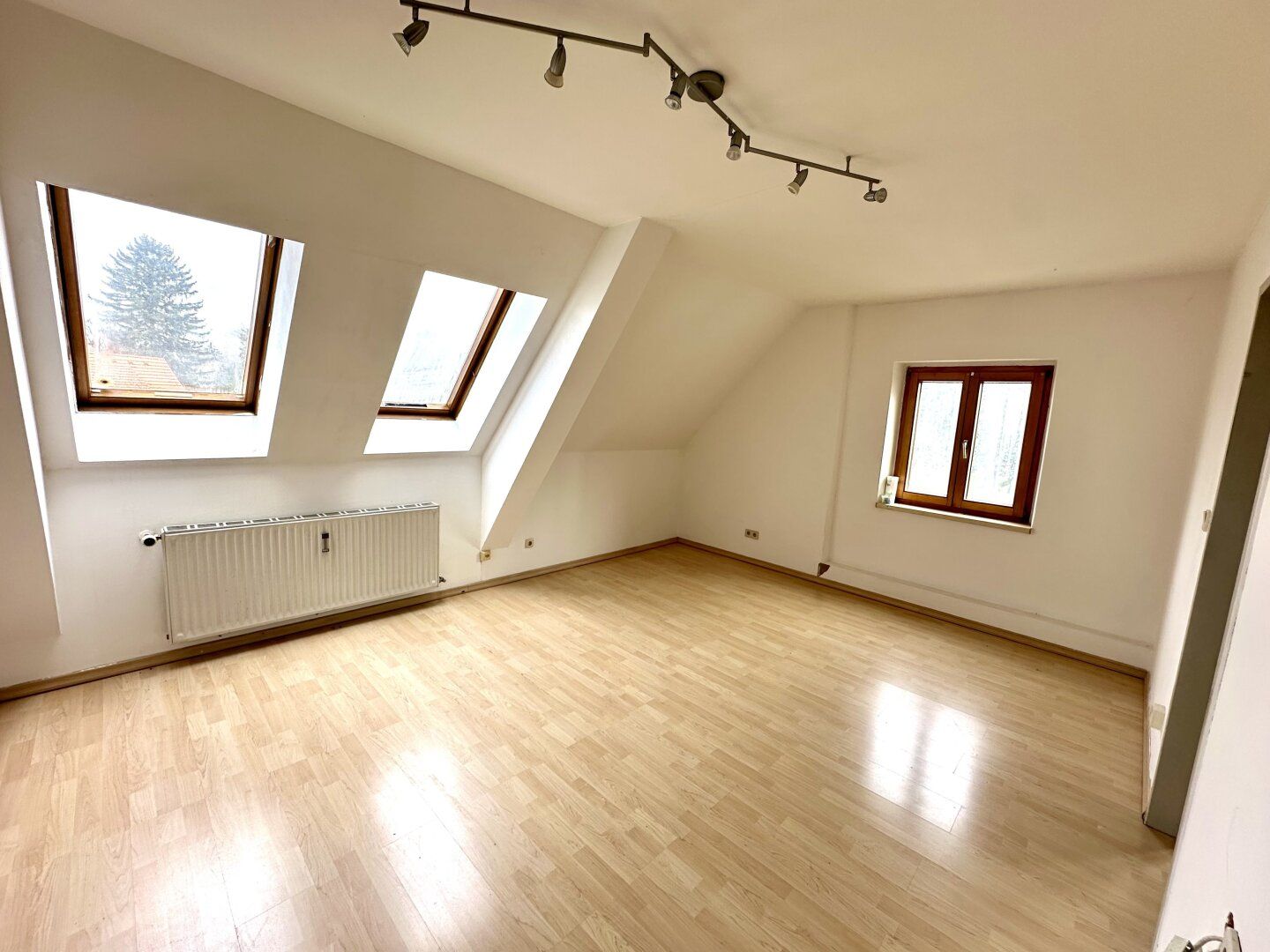 Schöne 2-Zimmer-Wohnung mit extra Küche im beliebten Grazer Bezirk Liebenau - PROVISIONSFREI!