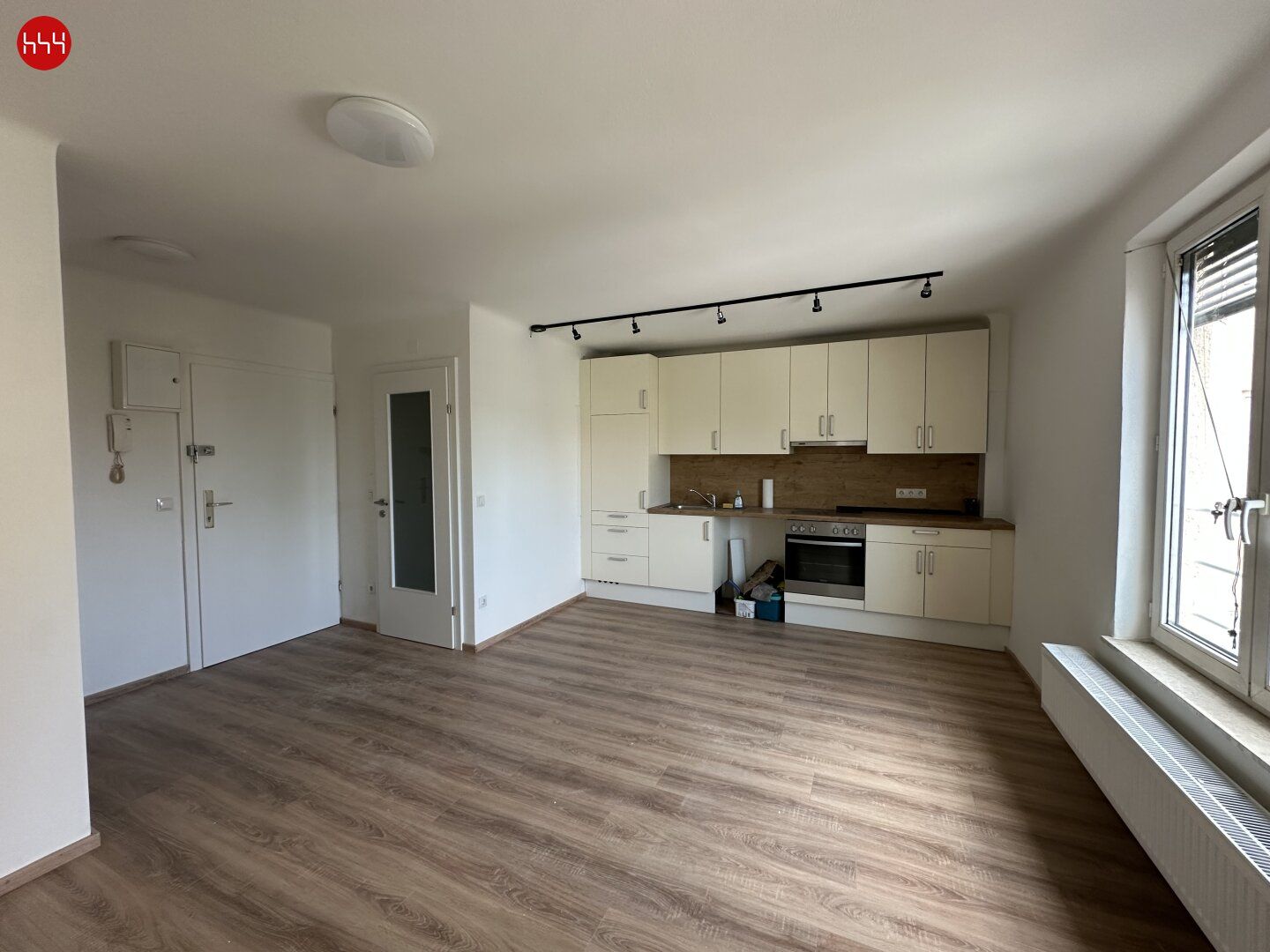 Provisionsfrei: Wunderschöne 3 Zimmer-Wohnung in zentraler Lage Salzburgs - inklusive Einbauküche und Personenaufzug