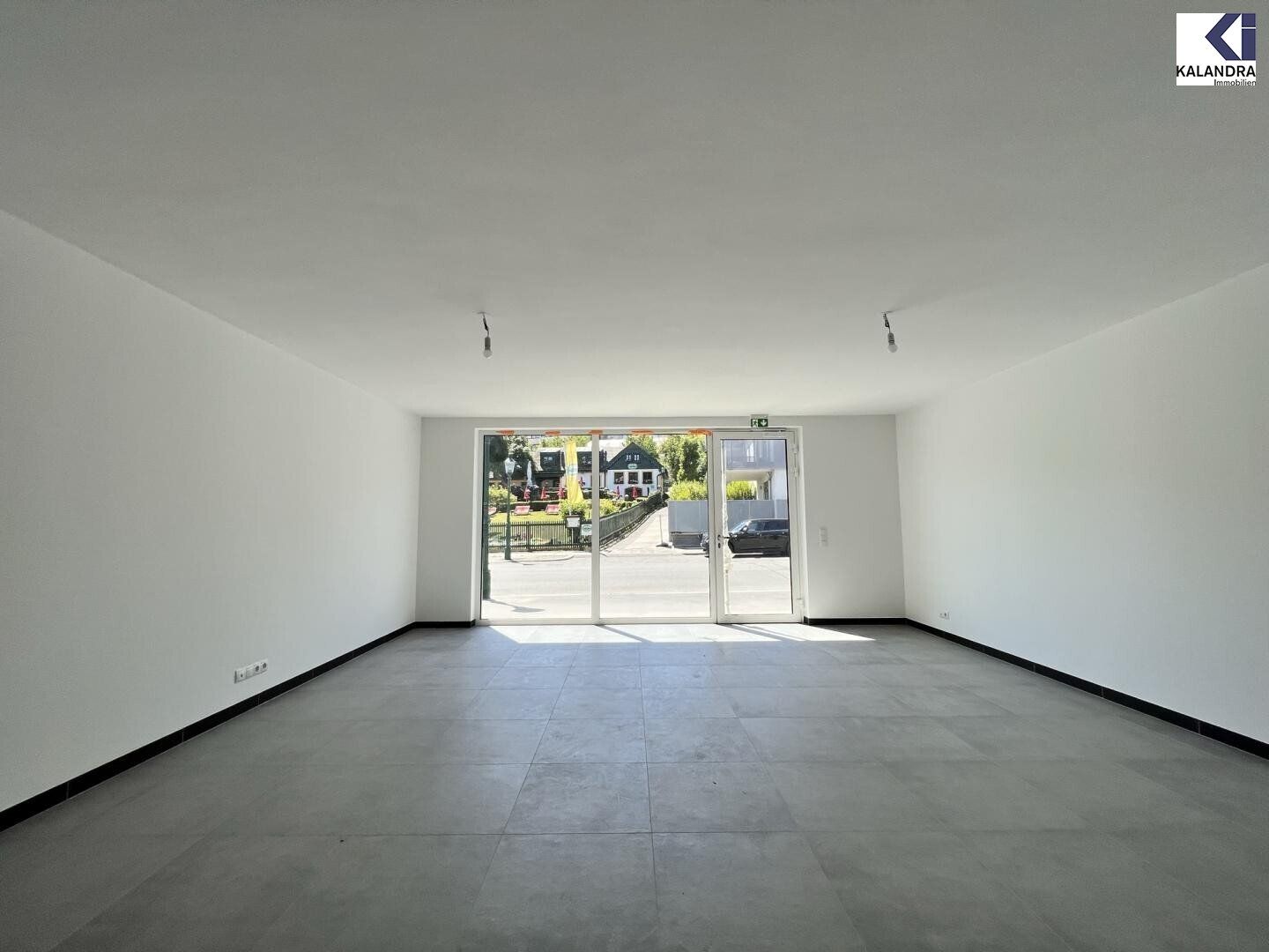 360° TOUR // VINEYARD RESIDENCES - ERSTBEZUG NEUBAUEIGENTUMS-BÜRO in NEUSTIFT AM WALDE - Mehr