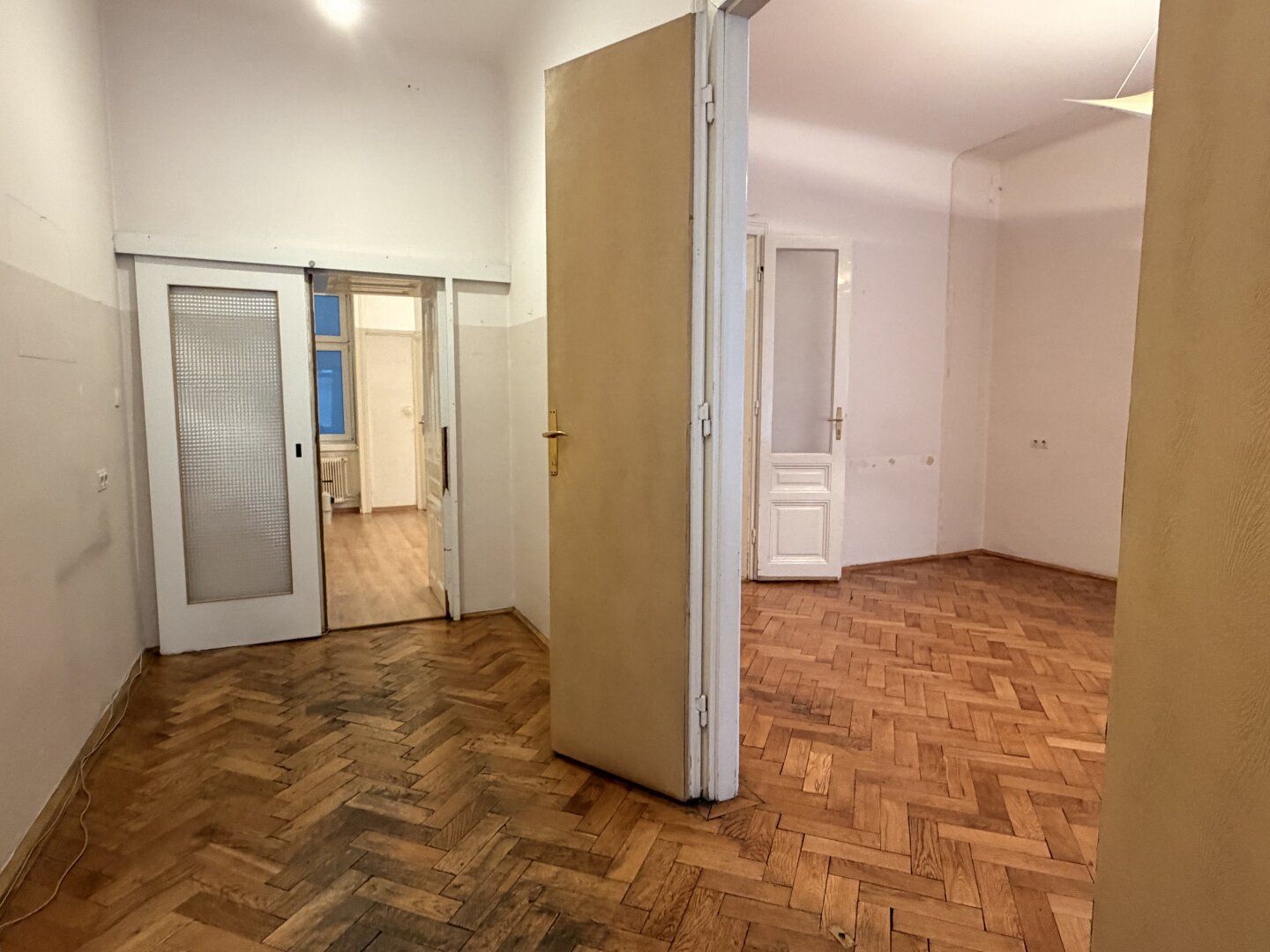 Kurzgasse - repräsentatives Altbaubüro Nähe U3/U6 Westbahnhof - Ansicht 5