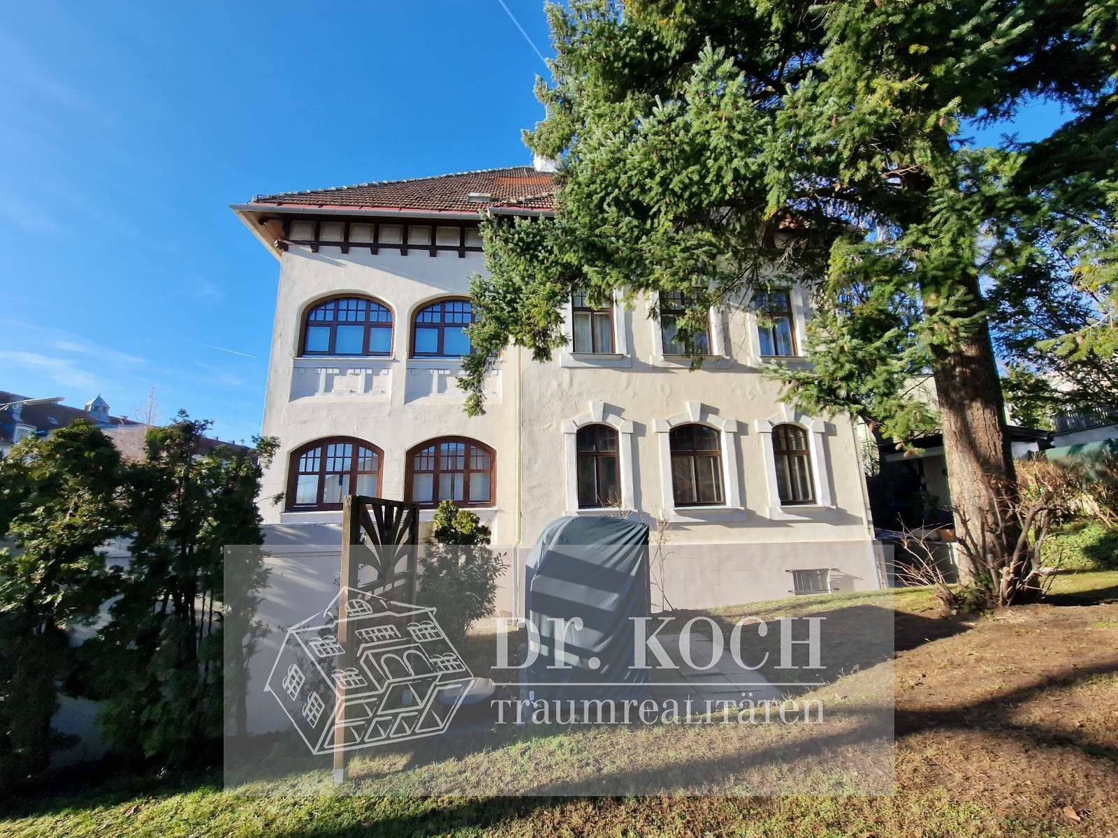 Jugendstil-Mehrfamilienvilla in Rodaun!