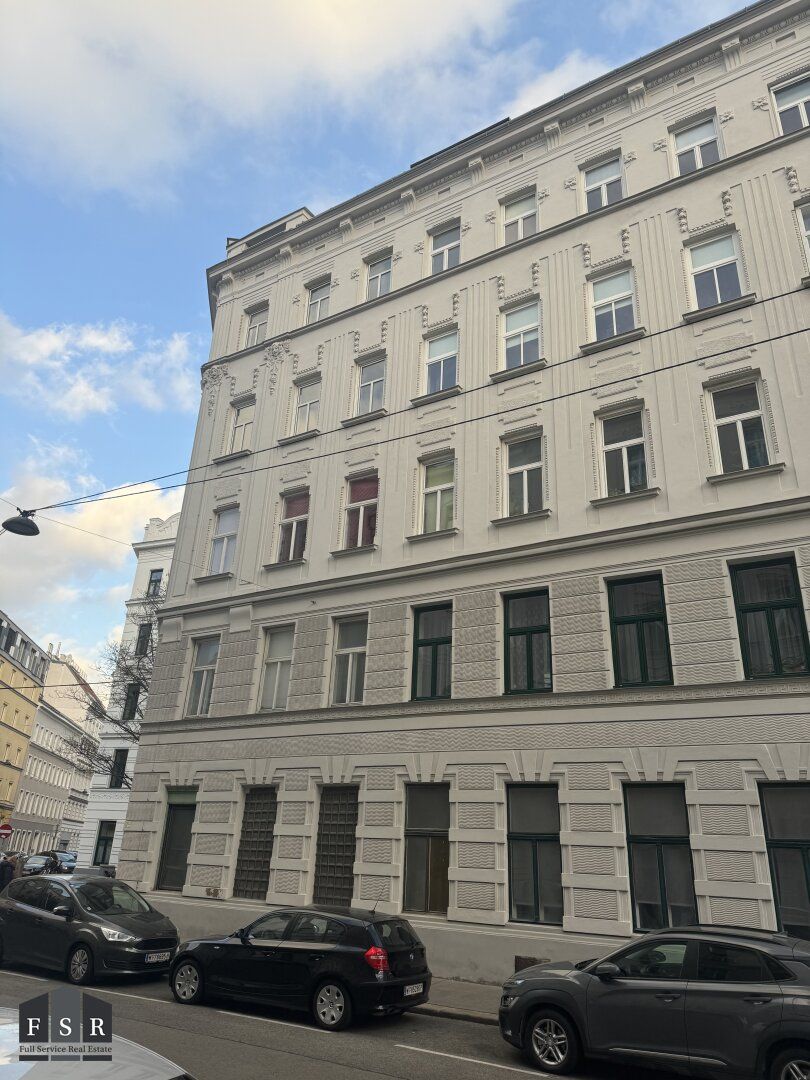 Steinwurf zum Augarten - Sanierungsbedürftige ECK- Büro/Praxis/Verkaufsfläche/Atelier - Prachtvolles Stilaltbauhaus - Ansicht 5